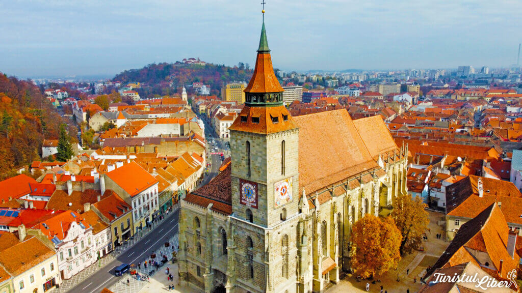 Brasov Walking Tour – Discover 12 impressive sights
