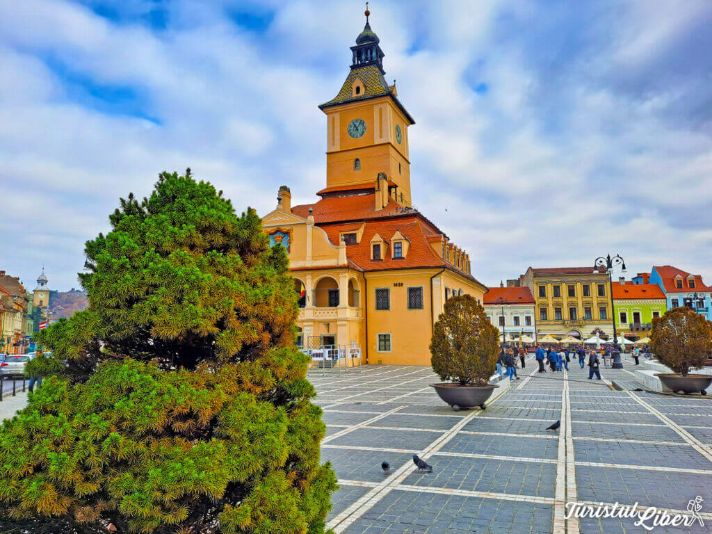 Brasov Walking Tour – Discover 12 impressive sights