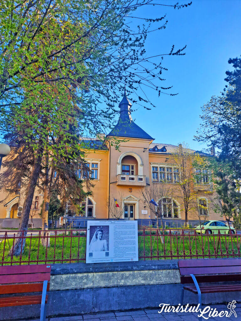 Self Guided Walking Tour Constanta – Discover 22 unique sights