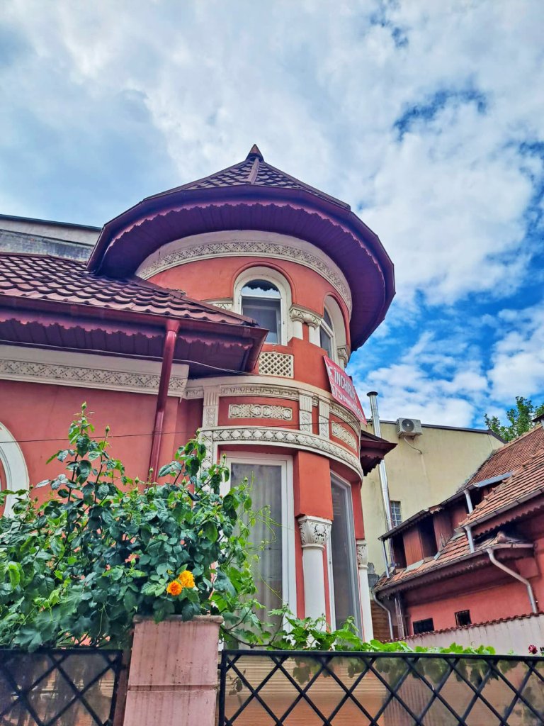 Armenian Quarter Bucharest – Guided Walking Tour