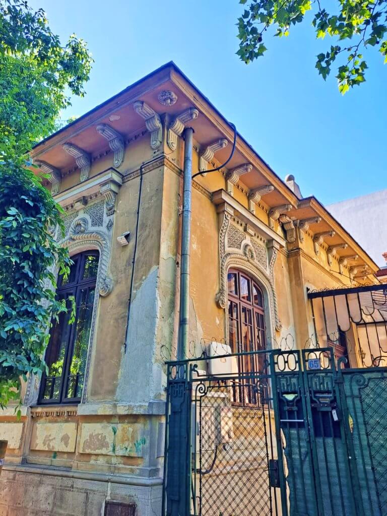 Armenian Quarter Bucharest – Guided Walking Tour