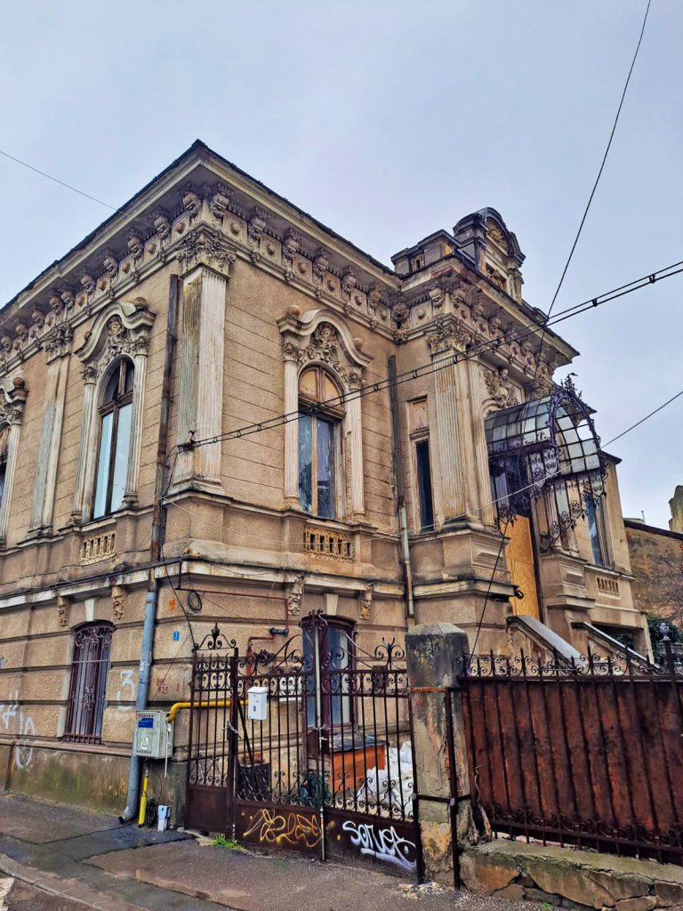 Armenian Quarter Bucharest – Guided Walking Tour